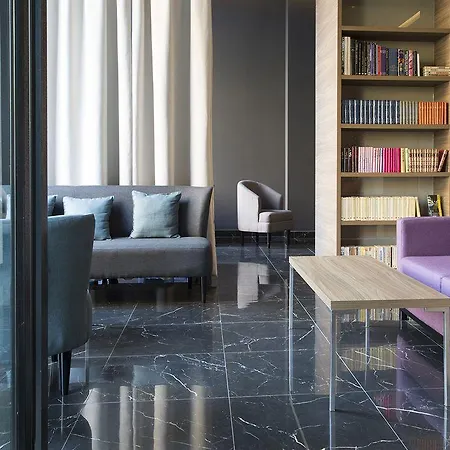 Radisson Red Готель Белград